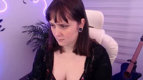 Snapshot of fallenag__ chatting on 11/21/25, 12:54 OF fallenag 1 online show from 11/21/25, 12:54