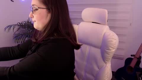 Snapshot of fallenag__ chatting on 03/06/26, 11:56 OF fallenag 1 online show from 03/06/26, 11:56