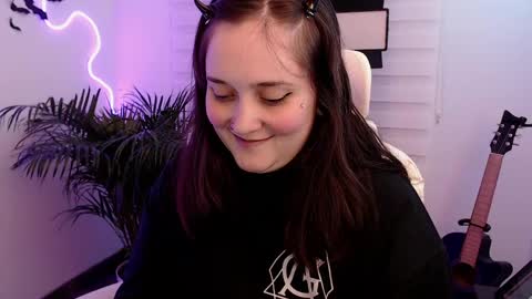 Snapshot of fallenag__ chatting on 04/17/26, 02:03 OF fallenag 1 online show from 04/17/26, 02:03