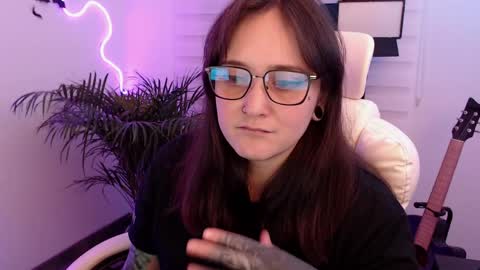 Snapshot of fallenag__ chatting on 05/21/26, 01:45 OF fallenag 1 online show from 05/21/26, 01:45