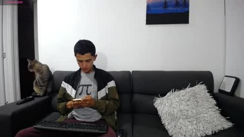 Snapshot of fallgays chatting on 02/23/25, 12:41 FallGays online show from 02/23/25, 12:41