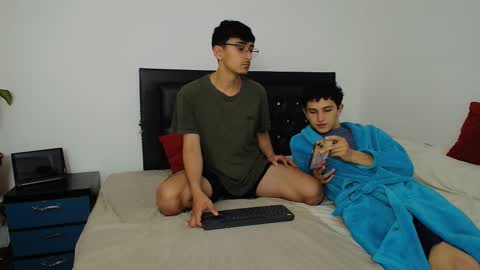 FallGays online show from 01/16/26, 01:20