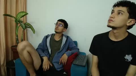FallGays online show from 04/28/26, 03:44