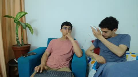 FallGays online show from 05/19/26, 03:02