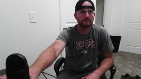 Snapshot of fallout7657 chatting on 10/22/25, 05:08 Daddy online show from 10/22/25, 05:08