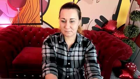 famousemuse online show from 03/25/26, 01:50