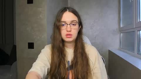 Snapshot of fancy_bunny chatting on 01/28/25, 12:00 fancy bunny online show from 01/28/25, 12:00