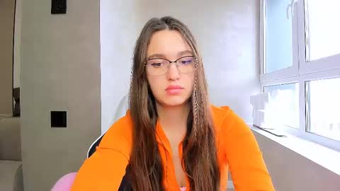 Snapshot of fancy_bunny chatting on 02/21/25, 09:24 fancy bunny online show from 02/21/25, 09:24