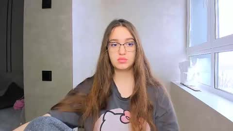 Snapshot of fancy_bunny chatting on 02/22/25, 10:18 fancy bunny online show from 02/22/25, 10:18