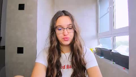 Snapshot of fancy_bunny chatting on 09/22/25, 06:26 fancy bunny online show from 09/22/25, 06:26