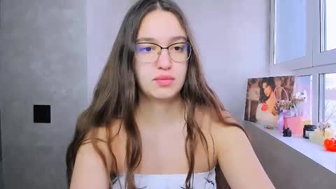 Snapshot of fancy_bunny chatting on 02/04/26, 05:13 fancy bunny online show from 02/04/26, 05:13