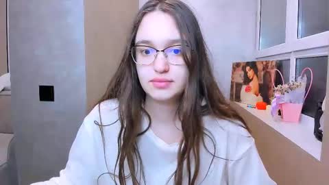 Snapshot of fancy_bunny chatting on 02/19/26, 07:32 fancy bunny online show from 02/19/26, 07:32