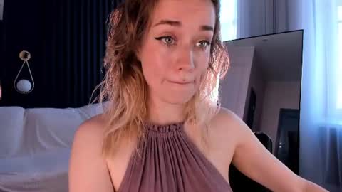 Snapshot of fancyamelia chatting on 06/25/26, 07:02 fancyamelia online show from 06/25/26, 07:02