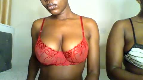 Snapshot of fancyfingers_ chatting on 06/11/26, 02:53 fancyfingers1 online show from 06/11/26, 02:53