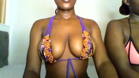 Snapshot of fancyfingers_ chatting on 07/11/26, 06:16 fancyfingers1 online show from 07/11/26, 06:16