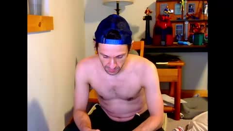 Snapshot of fanfriction chatting on 12/12/24, 05:20 Fan Friction online show from 12/12/24, 05:20