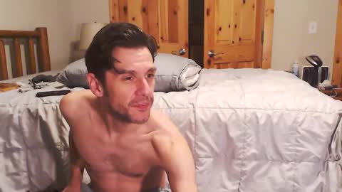 Snapshot of fanfriction chatting on 01/11/25, 08:11 Fan Friction online show from 01/11/25, 08:11