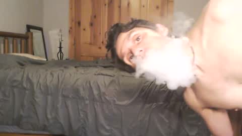 Snapshot of fanfriction chatting on 09/18/25, 12:01 Fan Friction online show from 09/18/25, 12:01