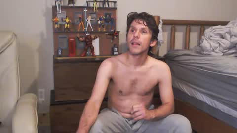 Snapshot of fanfriction chatting on 09/22/25, 10:39 Fan Friction online show from 09/22/25, 10:39