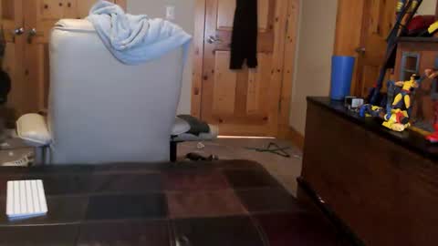 Snapshot of fanfriction chatting on 10/25/25, 04:24 Fan Friction online show from 10/25/25, 04:24