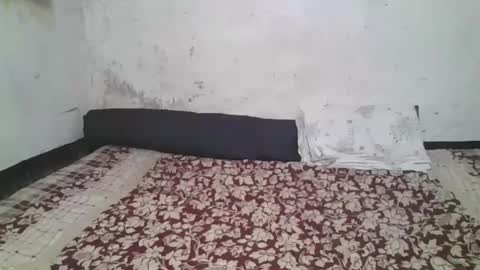 Snapshot of fangon2 chatting on 10/22/25, 01:50 KEITH ELISA online show from 10/22/25, 01:50