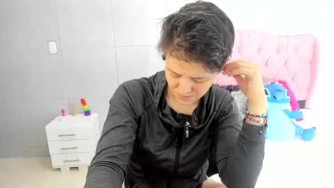 FANNY online show from 09/30/25, 01:21