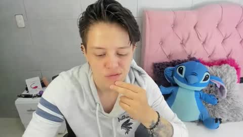 FANNY online show from 12/16/25, 03:39