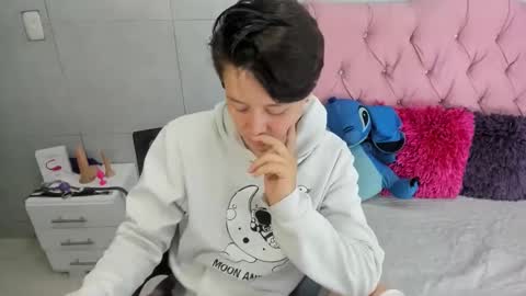 FANNY online show from 12/19/25, 11:45