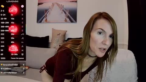 Snapshot of fanny_posy chatting on 11/16/25, 01:55 Fanny online show from 11/16/25, 01:55