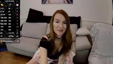 Snapshot of fanny_posy chatting on 12/19/25, 12:06 Fanny online show from 12/19/25, 12:06