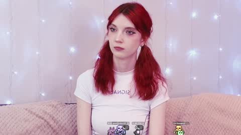 Snapshot of fannygales chatting on 12/27/24, 08:18 Kim online show from 12/27/24, 08:18