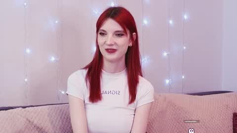 Snapshot of fannygales chatting on 01/06/25, 04:02 Kim online show from 01/06/25, 04:02