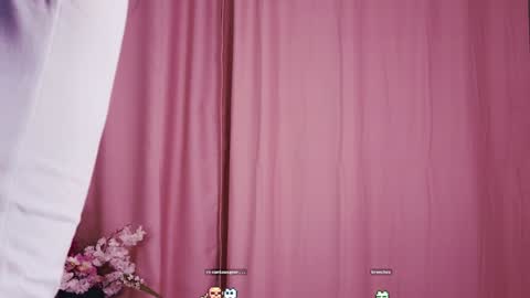 Snapshot of fannygales chatting on 01/10/25, 10:15 Kim online show from 01/10/25, 10:15