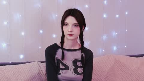 Snapshot of fannygales chatting on 01/13/25, 04:19 Kim online show from 01/13/25, 04:19