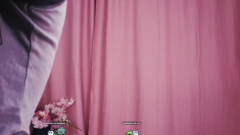 Snapshot of fannygales chatting on 01/13/25, 10:24 Kim online show from 01/13/25, 10:24