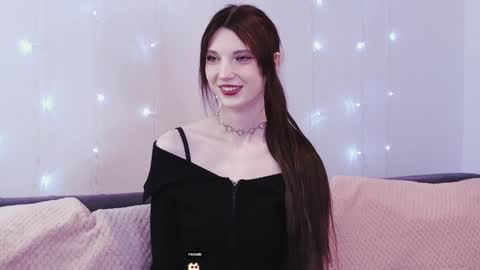 Snapshot of fannygales chatting on 01/27/25, 04:22 Kim online show from 01/27/25, 04:22