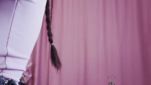 Snapshot of fannygales chatting on 01/28/25, 07:10 Kim online show from 01/28/25, 07:10