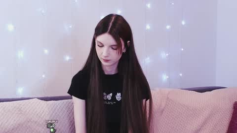 Snapshot of fannygales chatting on 01/29/25, 04:08 Kim online show from 01/29/25, 04:08