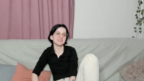 Snapshot of fannyharber chatting on 12/06/24, 02:06 Mia online show from 12/06/24, 02:06
