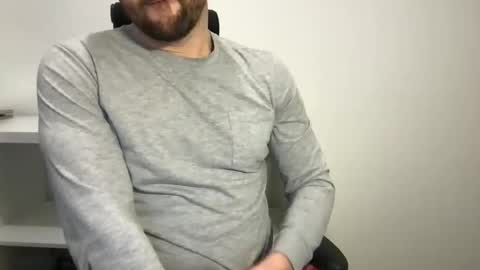 Snapshot of fantacyland chatting on 01/05/25, 03:23 Alex online show from 01/05/25, 03:23