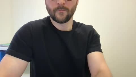 Snapshot of fantacyland chatting on 01/17/25, 01:35 Alex online show from 01/17/25, 01:35