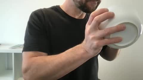 Snapshot of fantacyland chatting on 09/23/25, 11:13 Alex online show from 09/23/25, 11:13