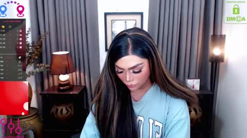 Snapshot of fantacyoflove chatting on 12/26/24, 03:59 YASI online show from 12/26/24, 03:59