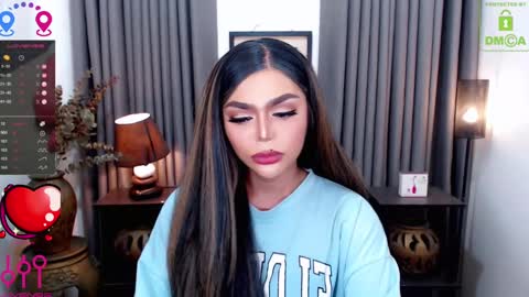 Snapshot of fantacyoflove chatting on 01/21/25, 02:00 YASI online show from 01/21/25, 02:00