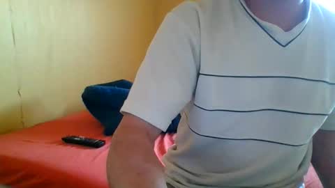 Snapshot of fantasticsex23 chatting on 03/18/26, 03:26 fantasticsex23 online show from 03/18/26, 03:26