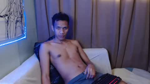 Snapshot of fantasy_davidxx chatting on 11/02/25, 12:02 David online show from 11/02/25, 12:02