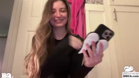 Ella online show from 01/09/26, 01:19