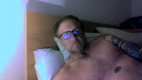 Snapshot of fantasying01 chatting on 11/12/25, 02:50 fantasying01 online show from 11/12/25, 02:50