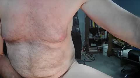 Snapshot of fantasyresort chatting on 02/25/25, 04:46 fantasyresort online show from 02/25/25, 04:46