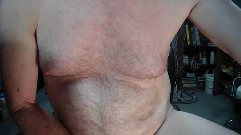 Snapshot of fantasyresort chatting on 03/08/25, 05:07 fantasyresort online show from 03/08/25, 05:07